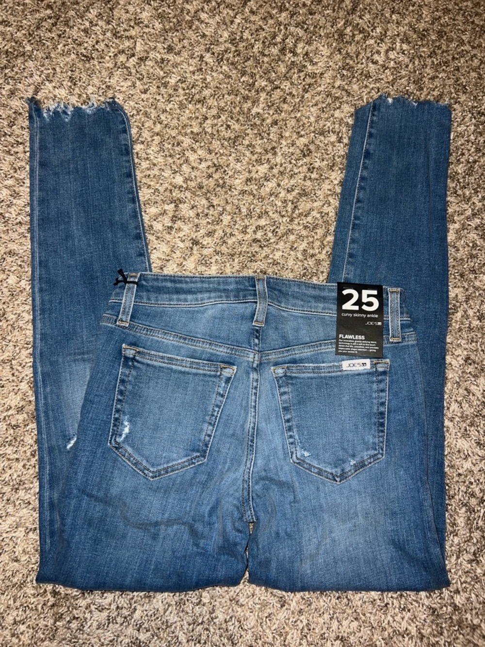 NWT! Joe's Light Blue FLAWLESS Curvy Skinny Ankle Jeans in size 25! - Picture 9 of 11